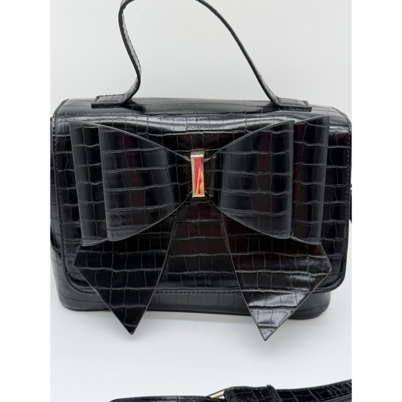 Like Dreams Black Croc Embossed Bow Crossbody Bag Top Handle Handbag - Picture 2 of 13